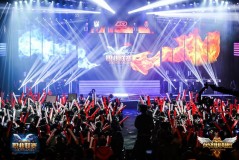 瑞兹大招关键决策引领TES团队配合，团战胜利锁定赛点局势，决胜关键在即